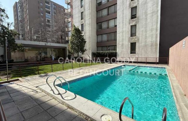 AMPLIO DEPTO 3D2B ESTACIONAMIENTO Y  BODEGA