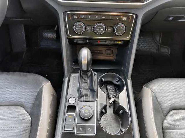 VOLKSWAGEN ATLAS 2024