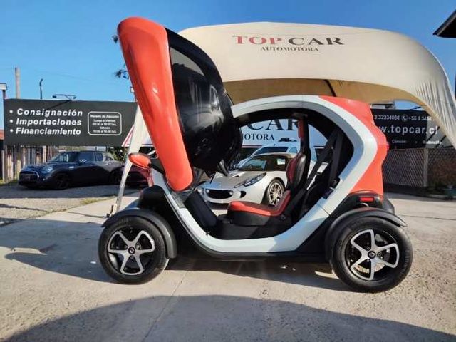 RENAULT TWIZY 100% ELÉCTRICO 2023