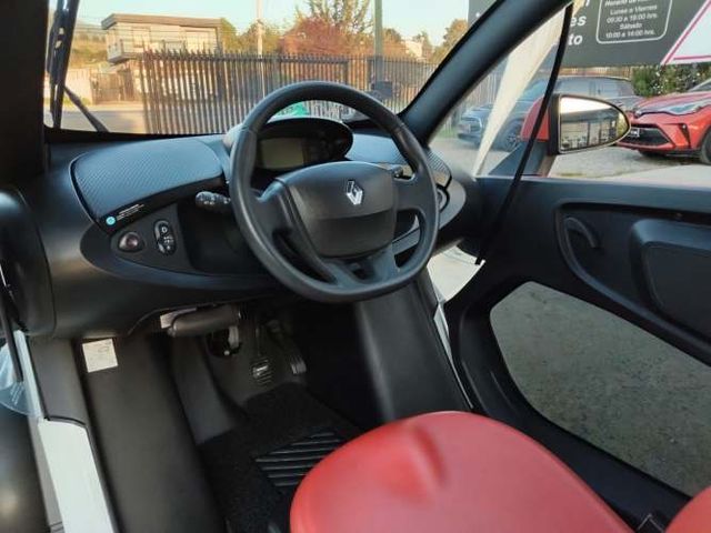 RENAULT TWIZY 100% ELÉCTRICO 2023