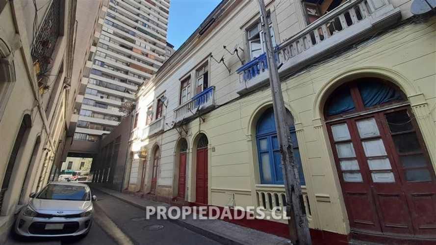 CASA San Martin / Vicuña Subercaseaux