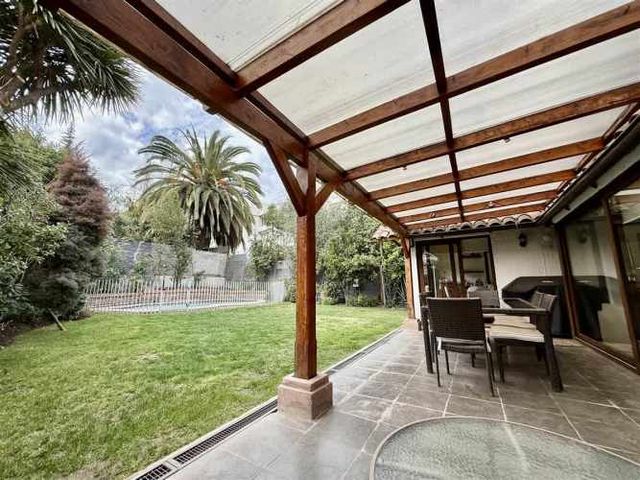 OTROS La Dehesa Central / Robles