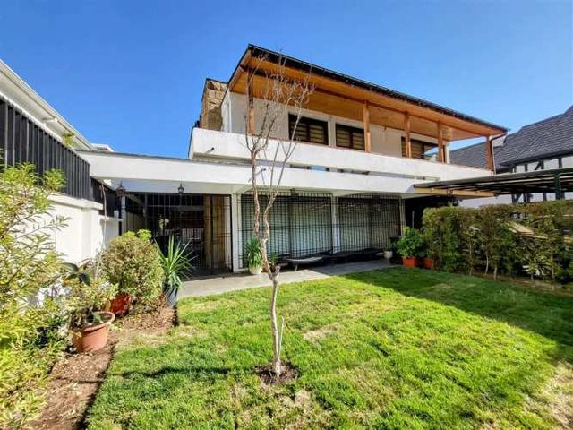 CASA POCURO / RICARDO LYON