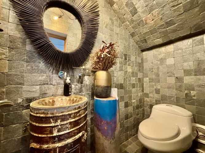 OTROS Bernardo Larraín