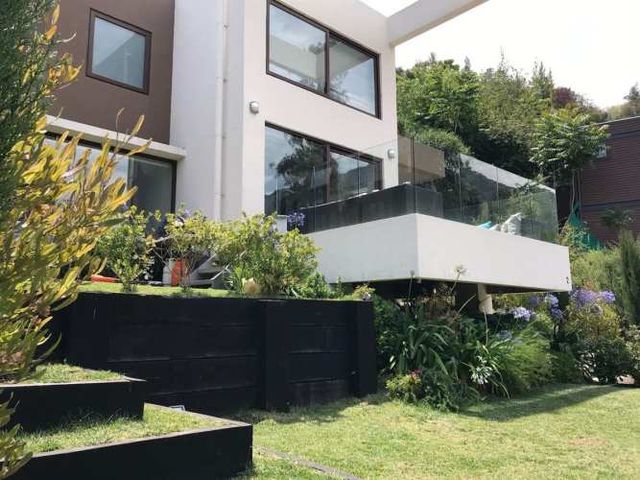 OTROS Condominio / Arrayan Bajo / Valle Escondido