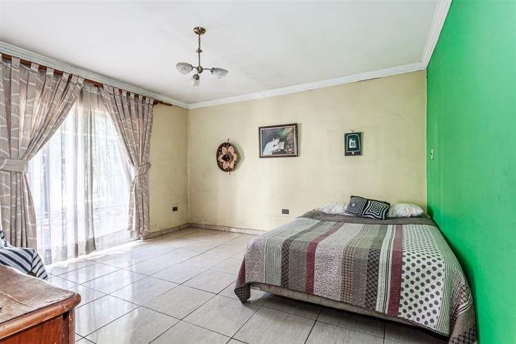 CASA Metro Ciudad del Niño / Octava Avenida