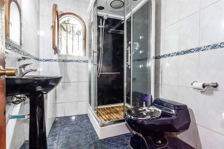 CASA Metro Ciudad del Niño / Octava Avenida