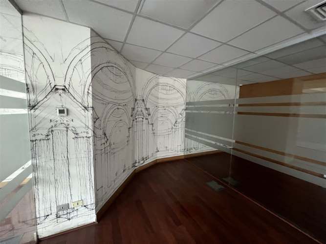 OFICINA Avda. El Bosque / Don Carlos / El Golf