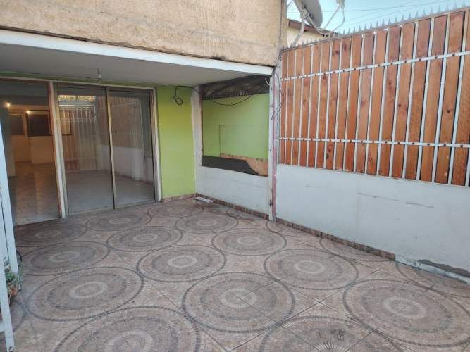 Casa con Local Comercial