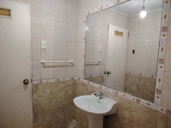 Casa con Local Comercial