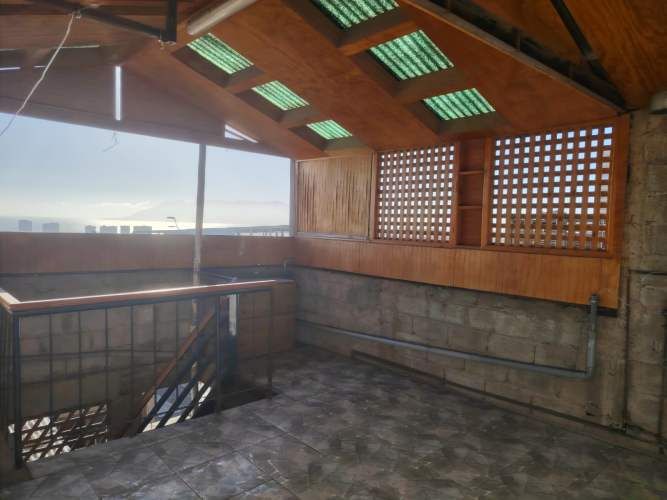 Casa con Local Comercial