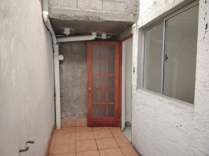 Casa con Local Comercial