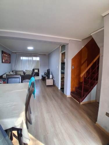 CASA EN VENTA LA FLORIDA A PASOS DEL METRO