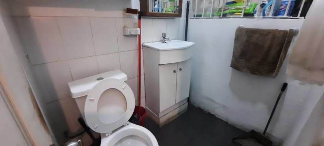 LOCAL SECTOR PASEO BULNES