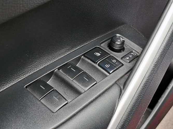 TOYOTA COROLLA CROSS 2024