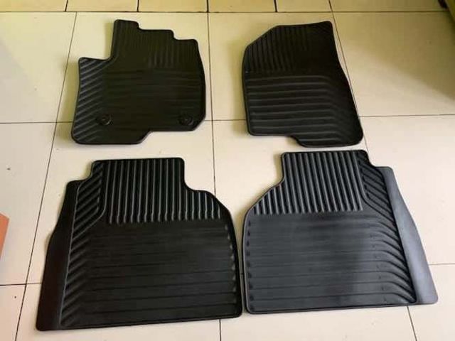 Kit Cubre Pisos De Goma Chevrolet Silverado Trial Boss Z71