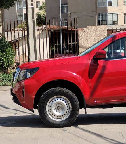Nissan NAVARA XE MT 4x4 