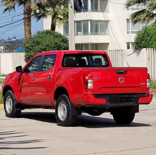 Nissan NAVARA XE MT 4x4 