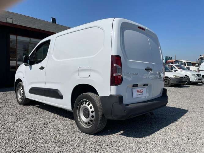 PEUGEOT PARTNER L1 1.5 DIESEL 2024