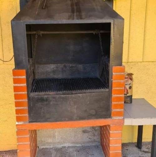 Excelente Propiedad, AISLADA, Bien Mantenida, Buen Sector FP