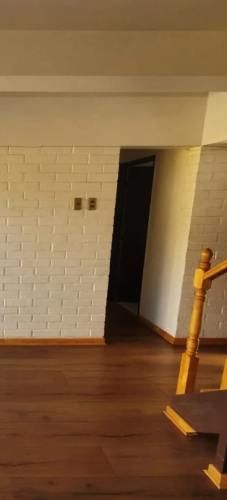 Excelente Propiedad, AISLADA, Bien Mantenida, Buen Sector FP