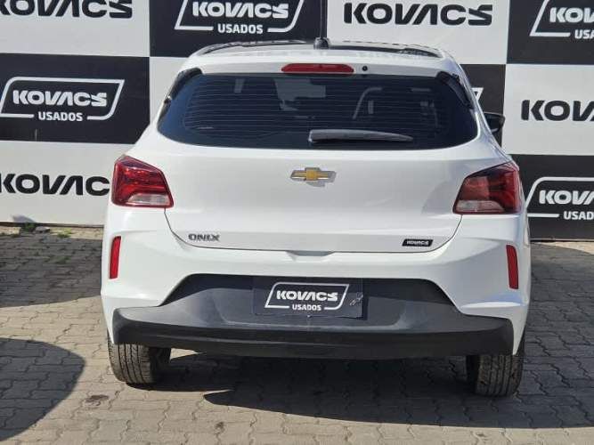 Chevrolet Onix Hb Lt Mt 2023