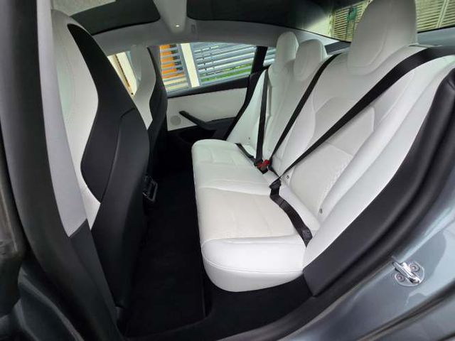 Tesla Model 3 Performance 4×4 AT 2025