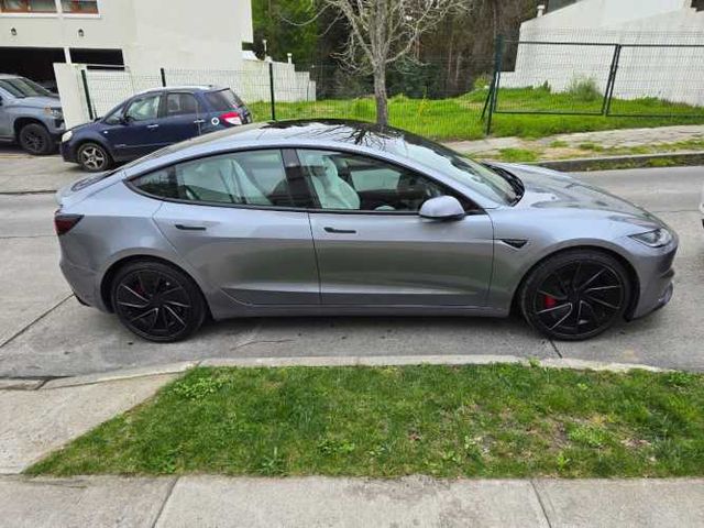 Tesla Model 3 Performance 4×4 AT 2025