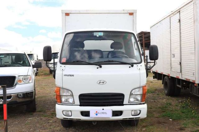 CAMION HYUNDAI HD 35 AÑO 2018 SE CONDUCE CON CLASE B OFERTA