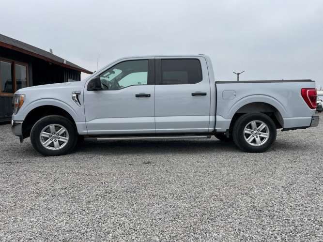 FORD F-150 D CAB XLT 3.3 4X2 AT 2021