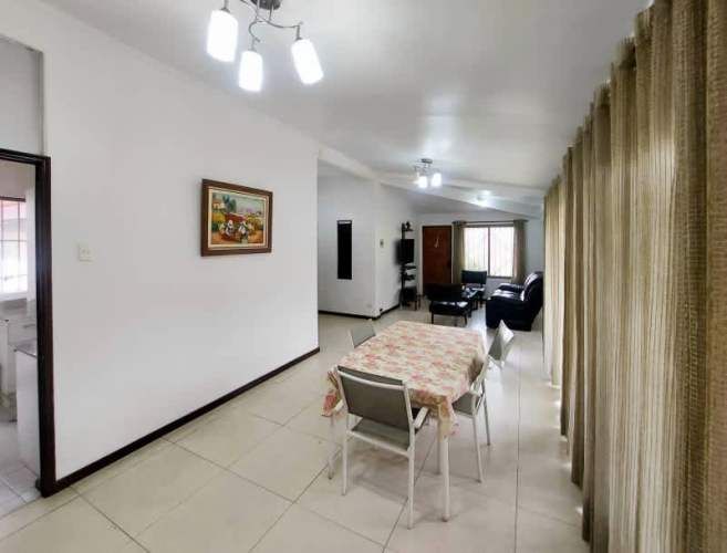 Casa METRO CASTILLO VELASCO - LA REINA