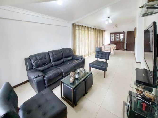 Casa METRO CASTILLO VELASCO - LA REINA