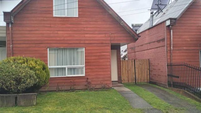CASA 3D2B VILLA LICANRAYEN A 5 MINUTOS DEL CENTRO DE PUERTO VARAS