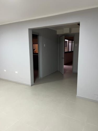 Propiedad uso comercial, clinica dental, peluquerías, empresas, oficinas,etc