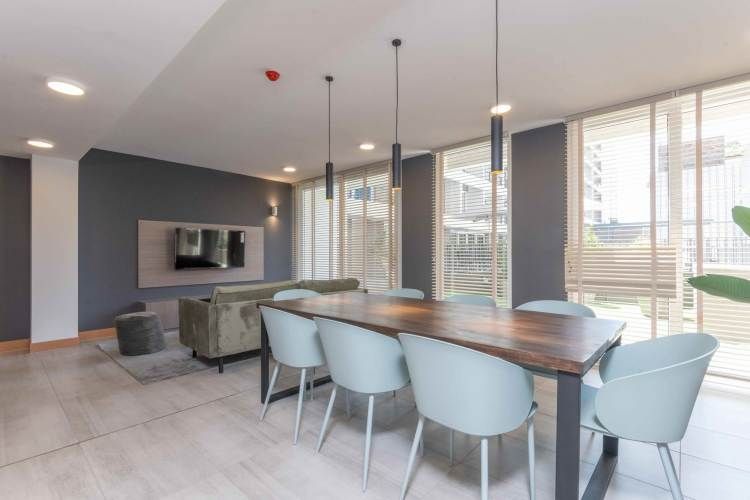 Av. Almte. Blanco En