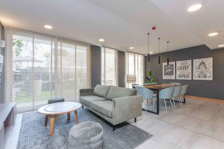 Av. Almte. Blanco En