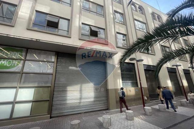 Edificio en el corazón de santiago centro