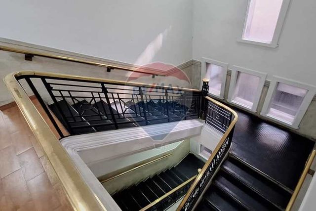 Edificio en el corazón de santiago centro