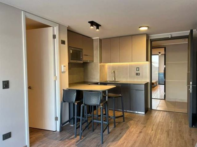 DEPARTAMENTO Calle Buzeta, Cercano a estación de metro línea 6 , Comuna de Cerrillos