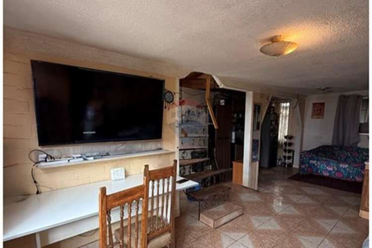 Casa en peñaflor: ¡comodidad e inversión ideal!