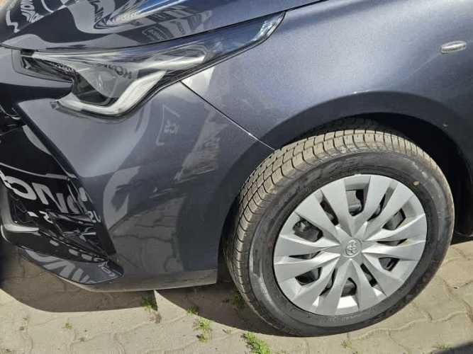 Toyota Yaris Hb 1.5 Mt 2025