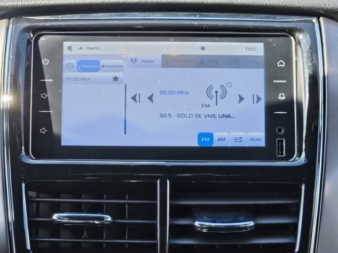 Toyota Yaris Hb 1.5 Mt 2025