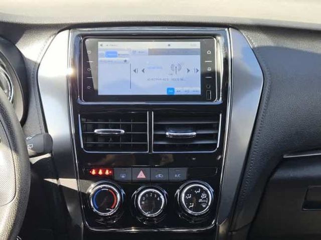 Toyota Yaris Hb 1.5 Mt 2025