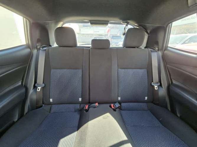 Toyota Yaris Hb 1.5 Mt 2025