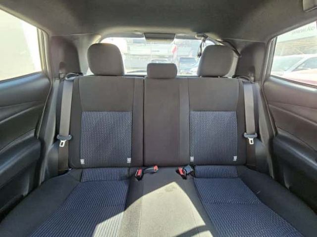 Toyota Yaris Hb 1.5 Mt 2025