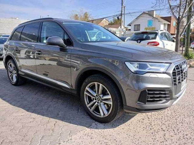 AUDI Q7 2023