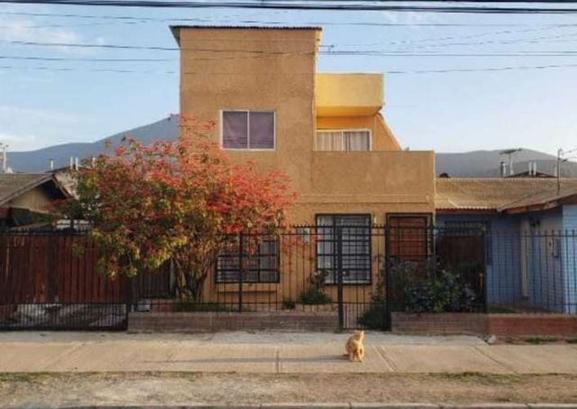 Se vende amplia casa en La Florida, La Serena (117470)