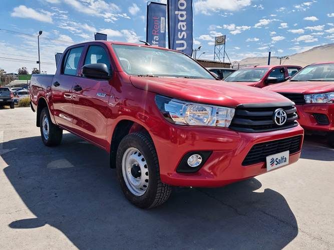 TOYOTA HILUX 2023