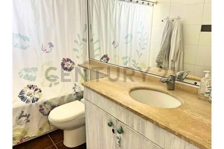 Se vende casa sector El Santuario de Peñuelas