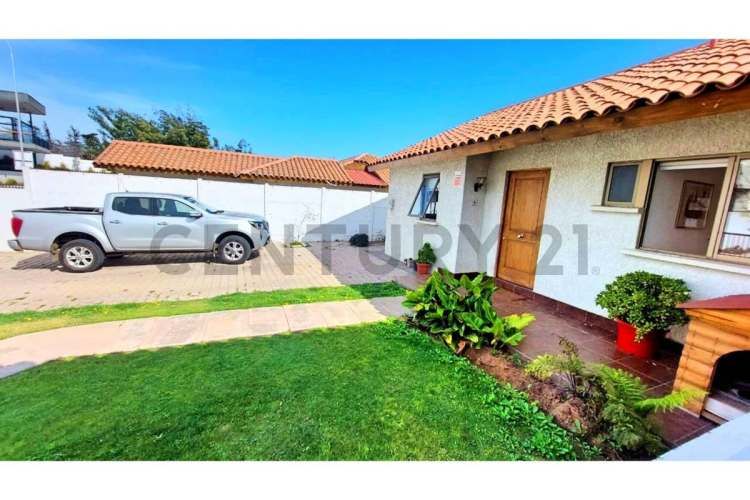 Se vende casa sector El Santuario de Peñuelas